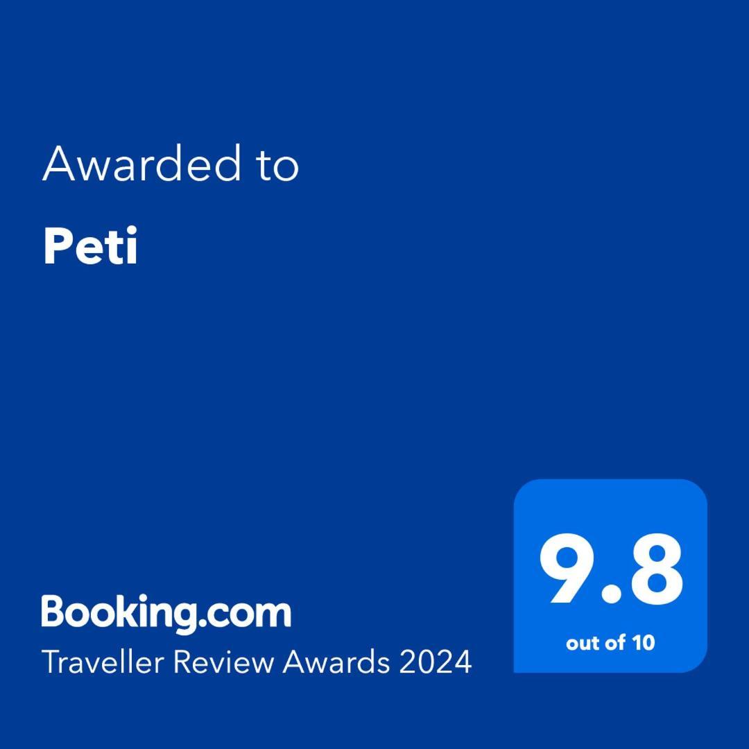 베오그라드 Peti 아파트 외부 사진